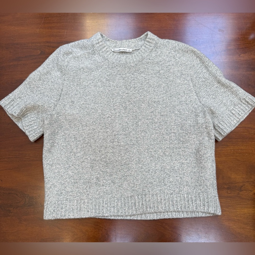 Abercrombie & Fitch Heather Gray Crewneck Sweater